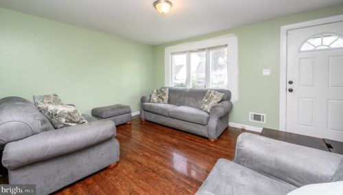 24 Benson Ln, Trenton NJ 08610-2309 exterior