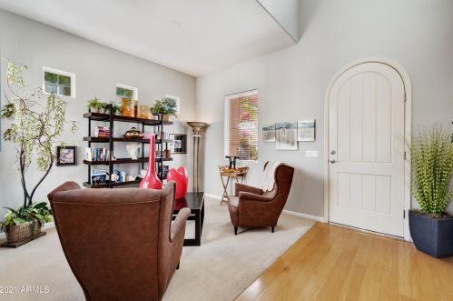 2042 Carla Vis Dr, Chandler AZ 85225-5269 exterior