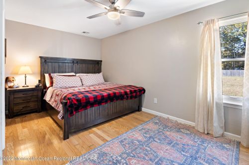 626 Berkeley Ave, Berkeley Township NJ 08721-3703 exterior