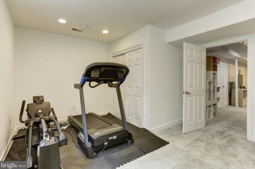 14408 Butternut Ct, Rockville MD exterior