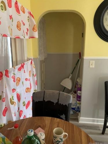 59 Mechanic St, Killingly CT 06239-2829 exterior