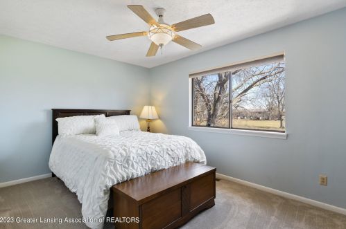 5874 Okemos Rd, Haslett MI 48840-9562 exterior