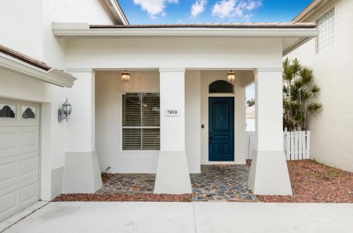 7898 Manor Forest Blvd, Boynton Beach, FL 33436-8809