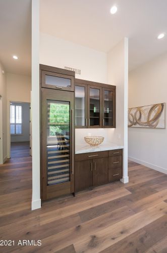 6417 30th Way, Phoenix AZ  85016-8927 exterior