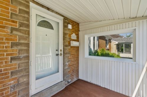 931 Mirror St, Pittsburgh PA  15217-2643 exterior