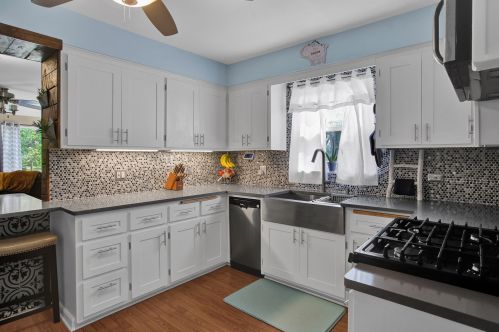 2844 12 Ave, Broadview IL 60155-4839 exterior