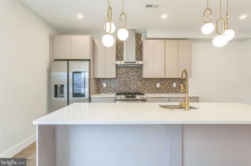 1840 Leithgow St, Philadelphia PA 19123-1430 exterior