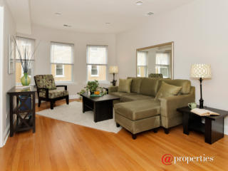 7409 Hoyne Ave, Chicago IL  60645-2562 exterior