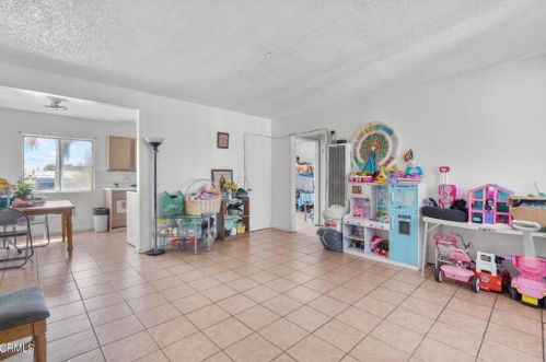 5441 Perkins Rd, Oxnard CA 93033-8833 exterior