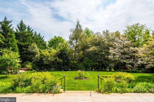 1657 31st St, Washington DC 20007-2967 exterior