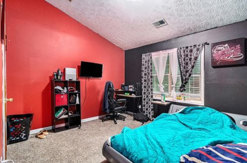 585 Shore Rd, Lithonia GA  30058-5990 exterior