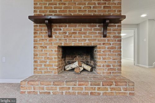 425 Clearview Rd, Hanover PA 17331-1313 exterior