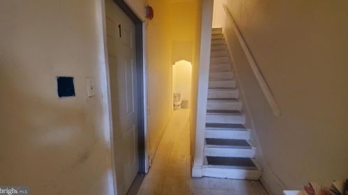 1518 6 St, Philadelphia PA 19147-6536 exterior