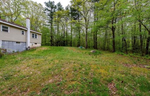 165 Old Concord Tpke, Barrington NH 03825-5153 exterior