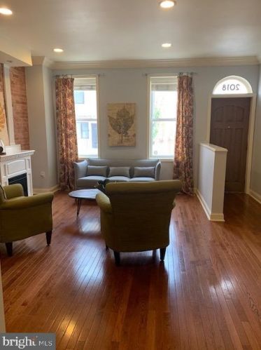 2018 Carpenter St, Philadelphia PA  19146-2617 exterior