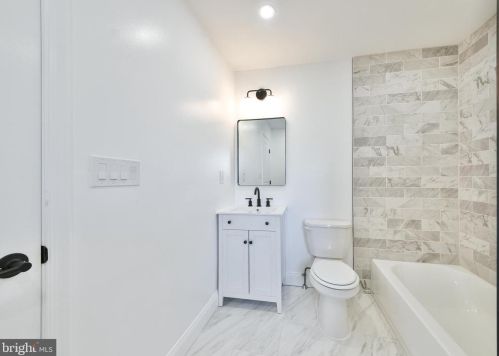 2405 Emerald St, Philadelphia PA  19125-1204 exterior