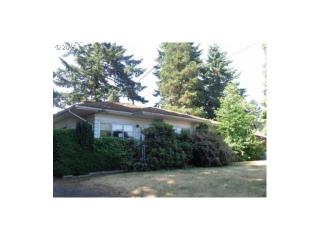 11756 Salmon St, Portland OR  97216-2120 exterior