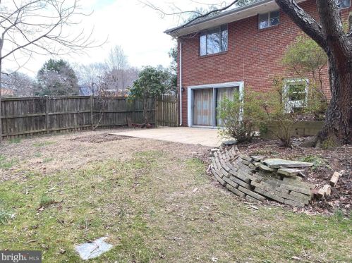 744 Lawton St, Mc Lean VA  22101-1510 exterior