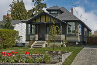 3462 Walnut Ave, Seattle WA  98116-3443 exterior