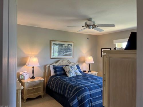 7340 Coventry Ct, Naples FL 34104-6726 exterior