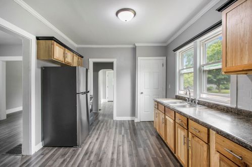 328 Michigan Ave, Three Rivers MI 49093-1126 exterior