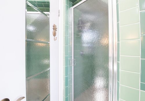 9705 Ctr St, Milwaukee WI 53222-4526 exterior