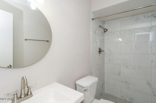 2211 54th Ln, Phoenix AZ  85035-3701 exterior