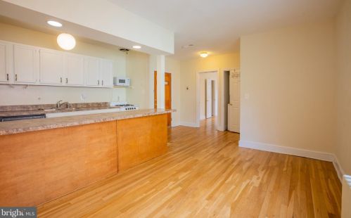 4000 Edmunds St, Washington DC  20007-1250 exterior