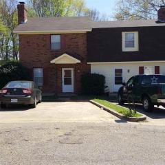 901 Jamestown Way, Jackson MS  39211-2046 exterior