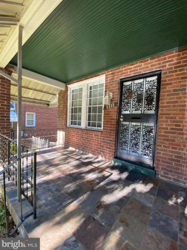 1705 Ft Davis St, Washington DC 20020-1044 exterior