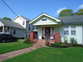 4942 Music St, New Orleans LA  70122-5120 exterior
