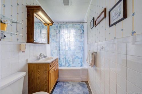 306 Spackenkill Rd, Poughkeepsie NY 12603-5318 exterior