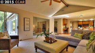 1650 American Beauty Dr, Concord, CA 94521-3125