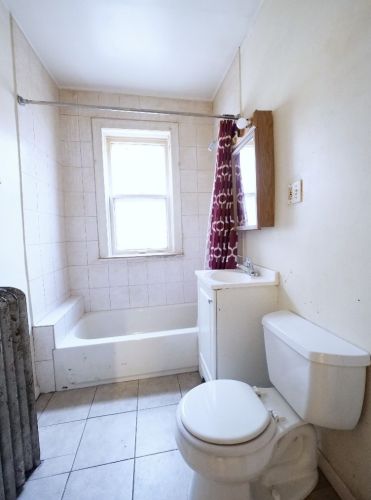 6636 Washtenaw Ave, Chicago IL 60629-1718 exterior