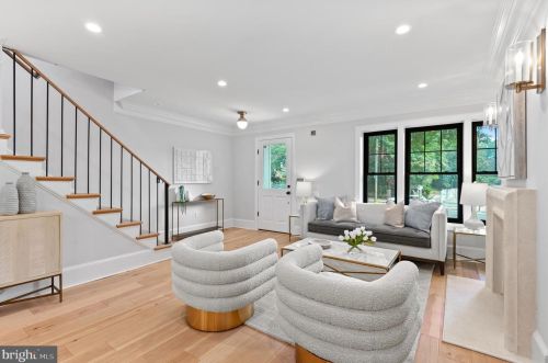 3705 Reservoir Rd, Washington DC  20007-2112 exterior