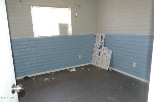 2308 Beverly Ln, Phoenix AZ 85032-3409 exterior