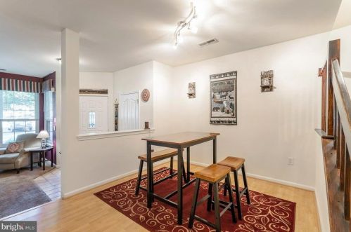 1310 Foxmeadow Dr, Limerick PA 19468-1556 exterior