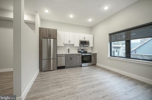 845 15th St, Philadelphia, PA 19146-0022