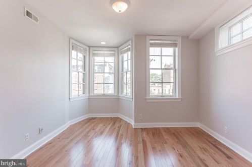 927 2nd St, Philadelphia PA 19122-0033 exterior