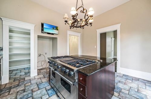 824 Briarcliff Pl, Atlanta GA 30306-3902 exterior