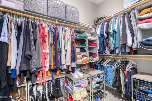 8772 Perry Park Cir, Tucson AZ 85730-1302 exterior