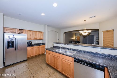 7573 Majestic Palm Ln, Tucson AZ 85756-6170 exterior