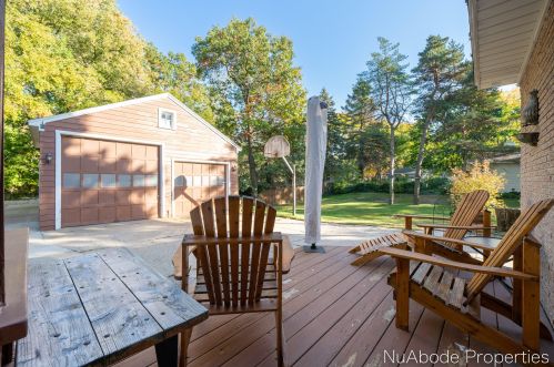 912 Westend Ave, Grand Rapids MI 49504-3847 exterior