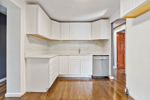 308 Frazier Dr, Pittsburgh PA 15235-5257 exterior