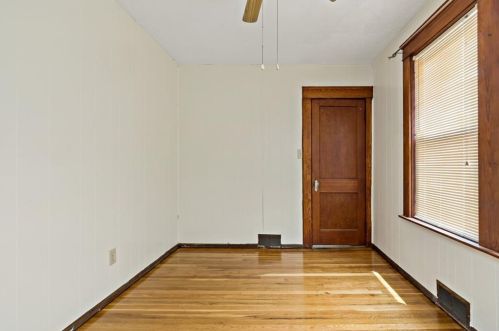 55 6 Ave, Woonsocket RI 02895-4024 exterior