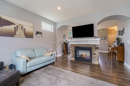 6269 Wilmington Dr, Meskegon MI 49444-7892 exterior