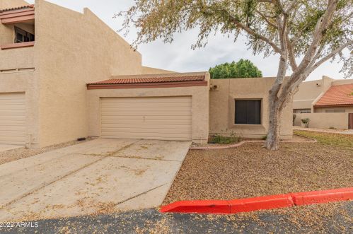 13821 42nd Ln, Phoenix, AZ 85053-5383