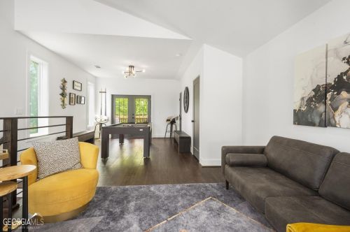 255 Mathewson Pl, Atlanta GA 30314-2630 exterior