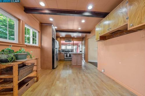 1900 El Dorado Ave, Berkeley CA 94707-2405 exterior