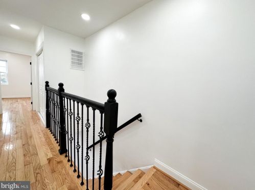 5217 New Hampshire Ave, Washington DC 20011-7920 exterior